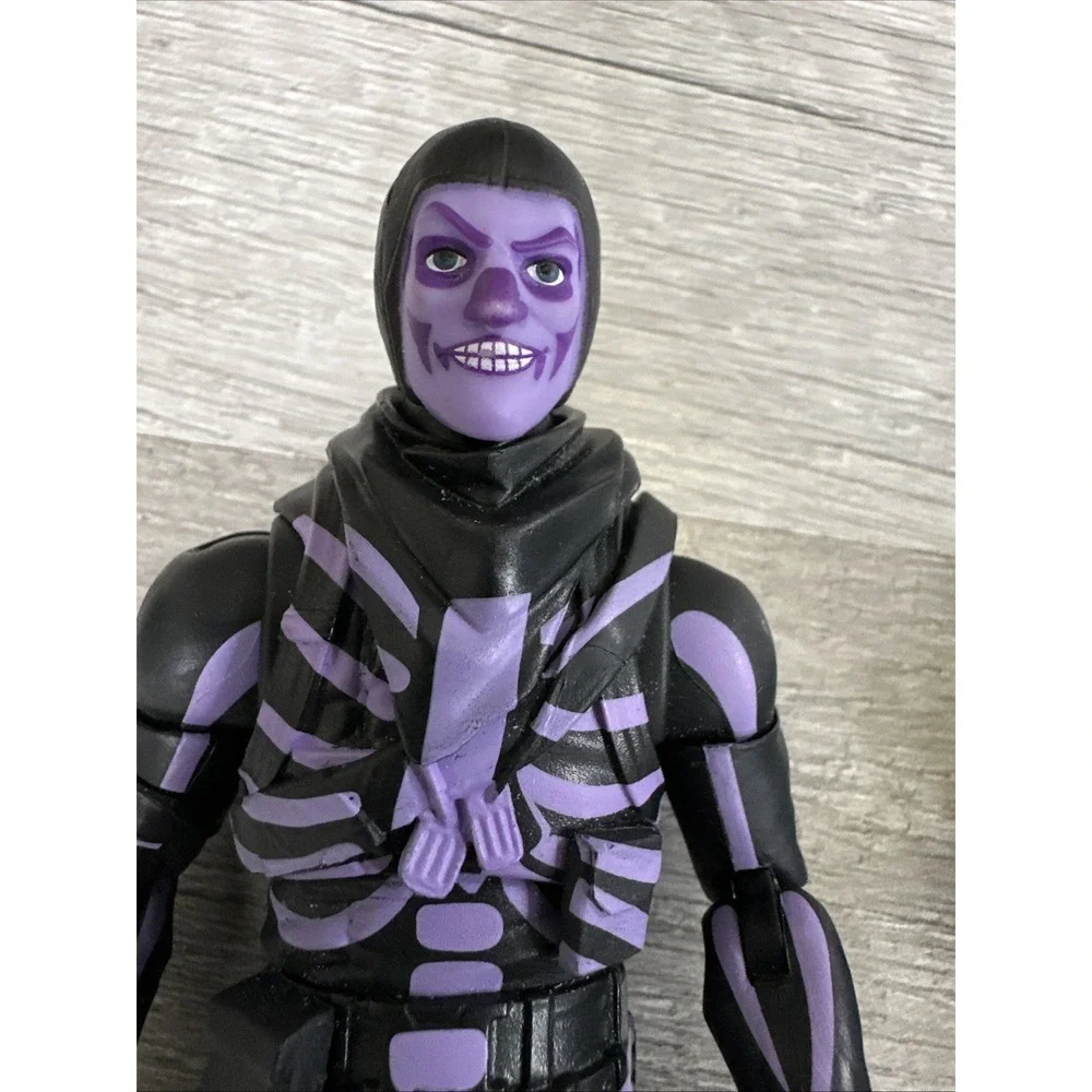 Fortnite Legendary Series Skull Trooper Purple Glow 6‎ Inch Figure 2018 Jazwares
